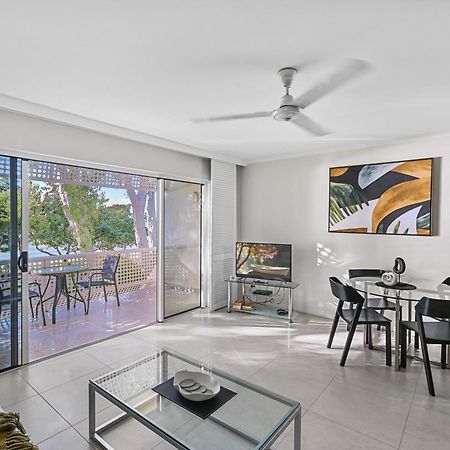 Marlin Waters Beachfront Apartments Палм-Коув Экстерьер фото