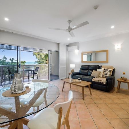 Marlin Waters Beachfront Apartments Палм-Коув Экстерьер фото